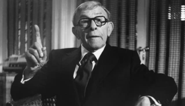 George Burns | PPT