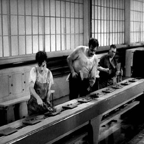 A Critical Look at CMM and Agile Through Gen Y