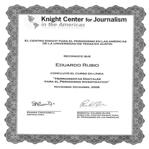 diplomas del Knight Center para Dady