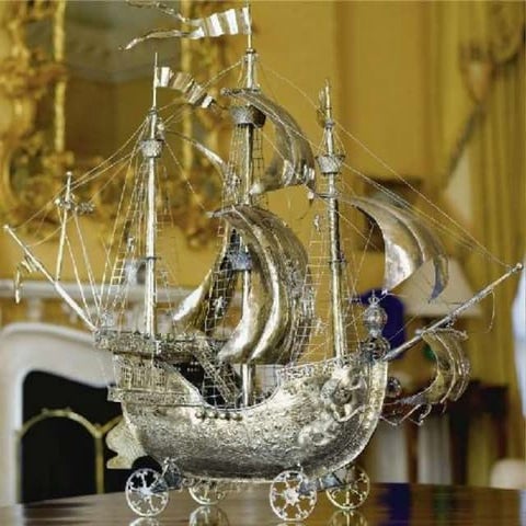  Antique naves - Expensive jewelry 