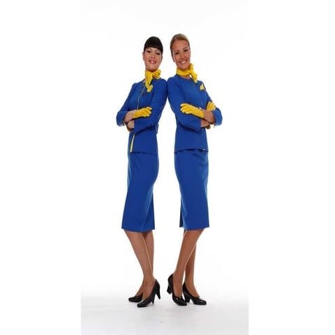 Новая форма бортпроводников МАУ