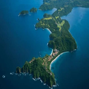 Four seasons costa rica slideshow | PPTX