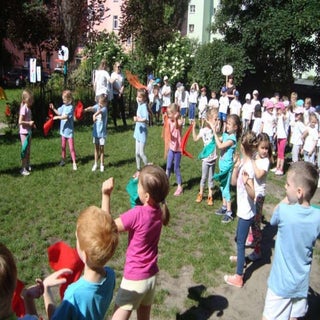 Zabawy sportowe w "Jarzębince"