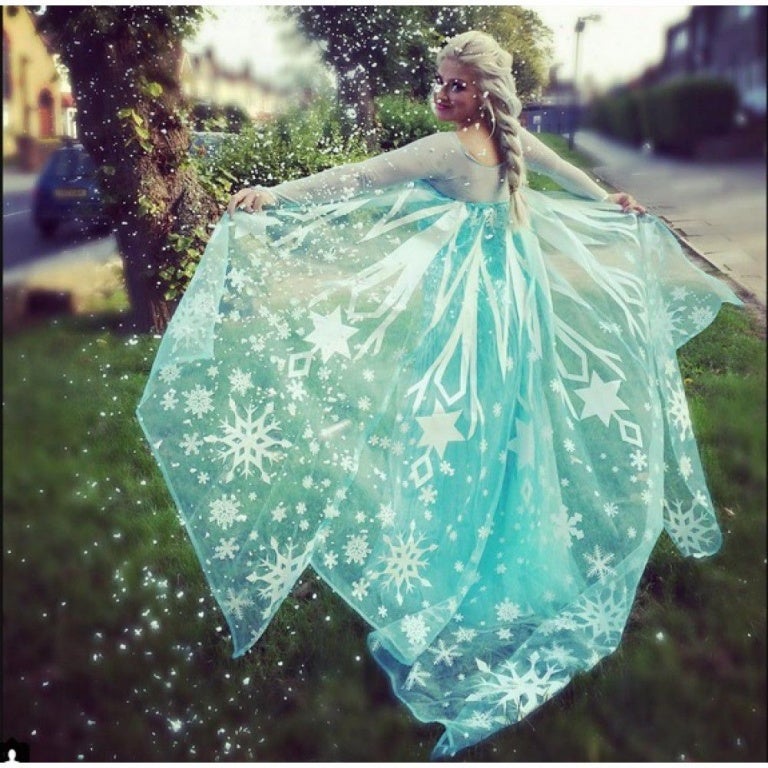 elsa cape adult