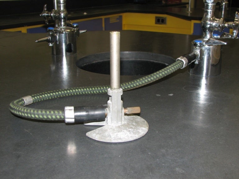 Steps to Lighting a Bunsen Burner 2012