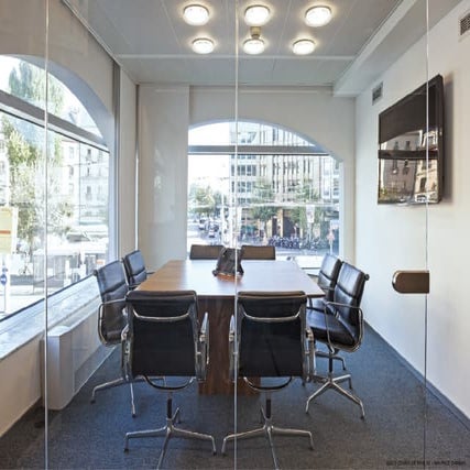 Maurice Dabbah : Conference room