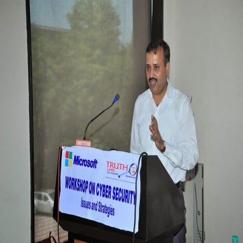 Neeraj aarora cyber_lawyer_internet_crime_-_law_and_patents