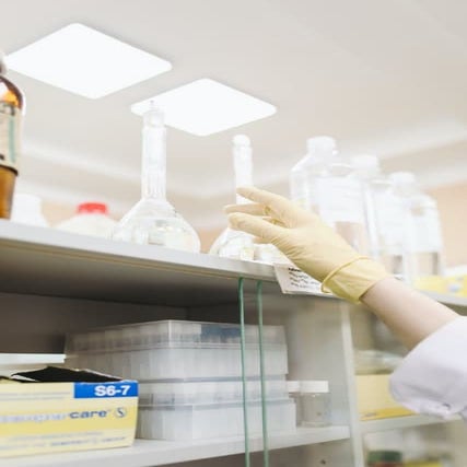 Volumetric flask used to prepare solutions | PDF