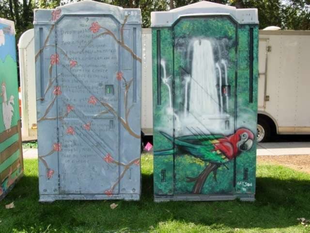 Porta342potty