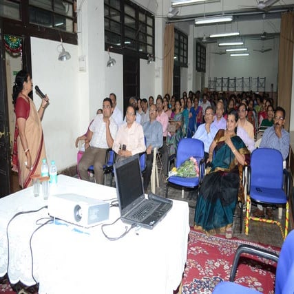 Prof. vibhuti patel speaking on gender budgeting in india at accountant general(a&e) i, mah., mumbai ppp on gb 4 3-2015