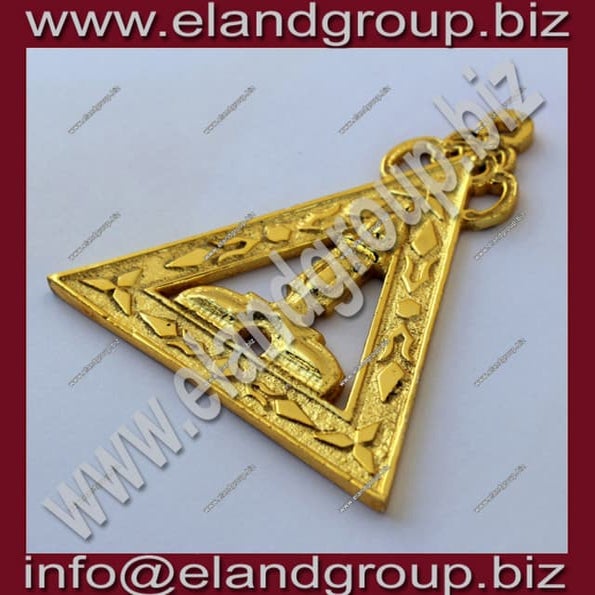 Past grand master officer collar jewel | PDF