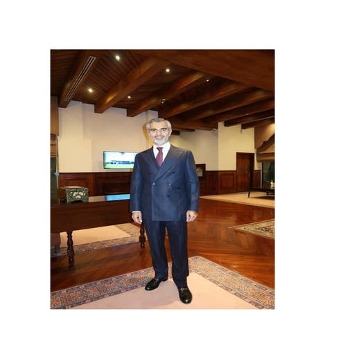 Umar Farooq Zahoor — Visionary Entrepreneur and Philanthropist.docx