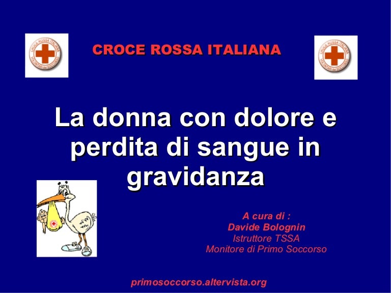 La donna con dolore e perdita di sangue in emergenza La donna con dolore e perdita di sangue in emergenza