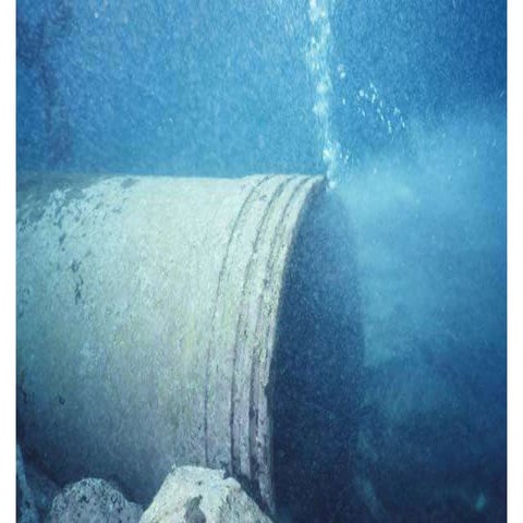 Los residuos, vertidos directamente al mar en varios puntos de Fuerteventura.