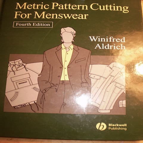 [Winifred aldrich] metric pattern cutting for mens | PDF